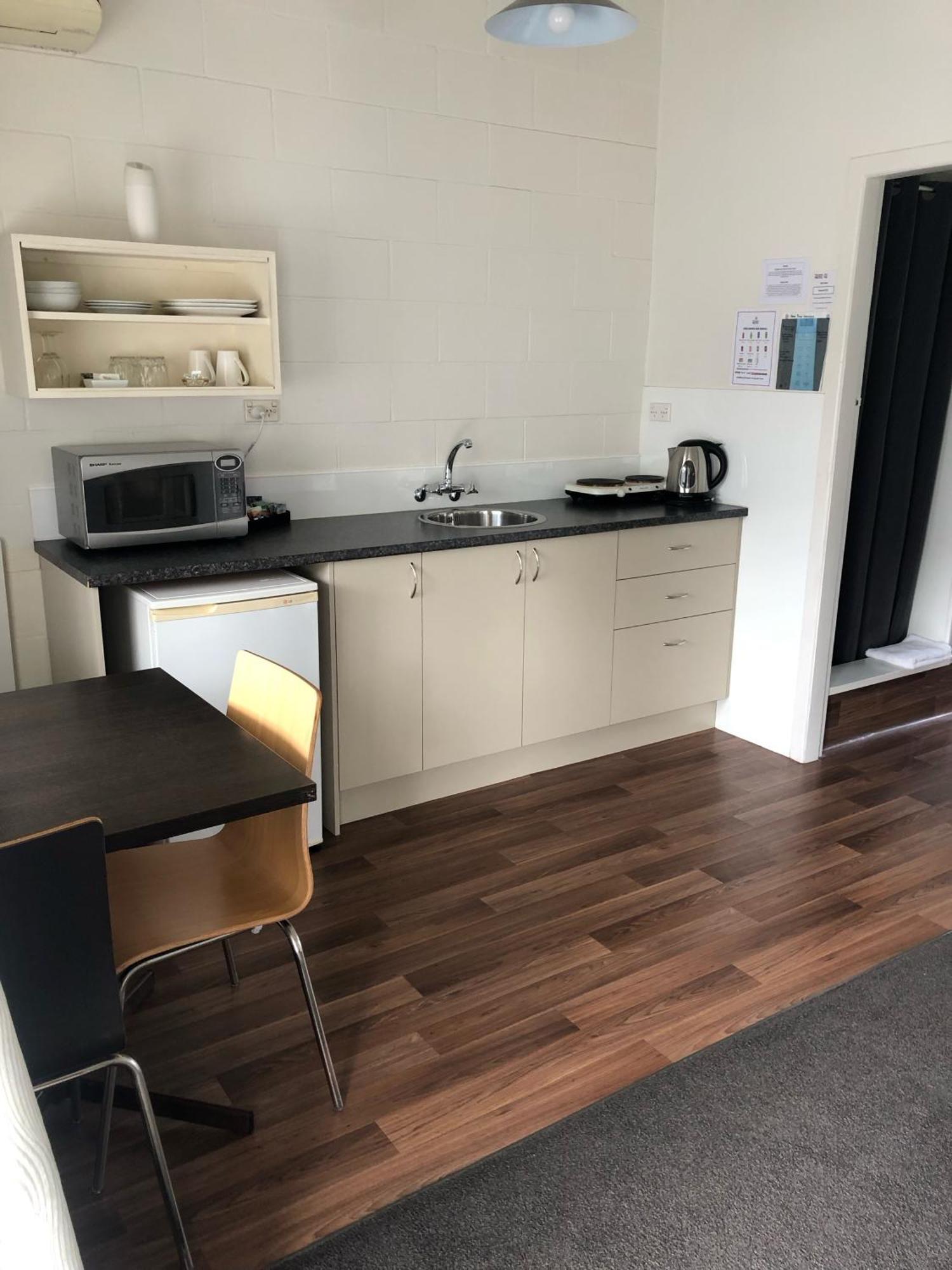 Rosetown Motel Te Awamutu Ngoại thất bức ảnh